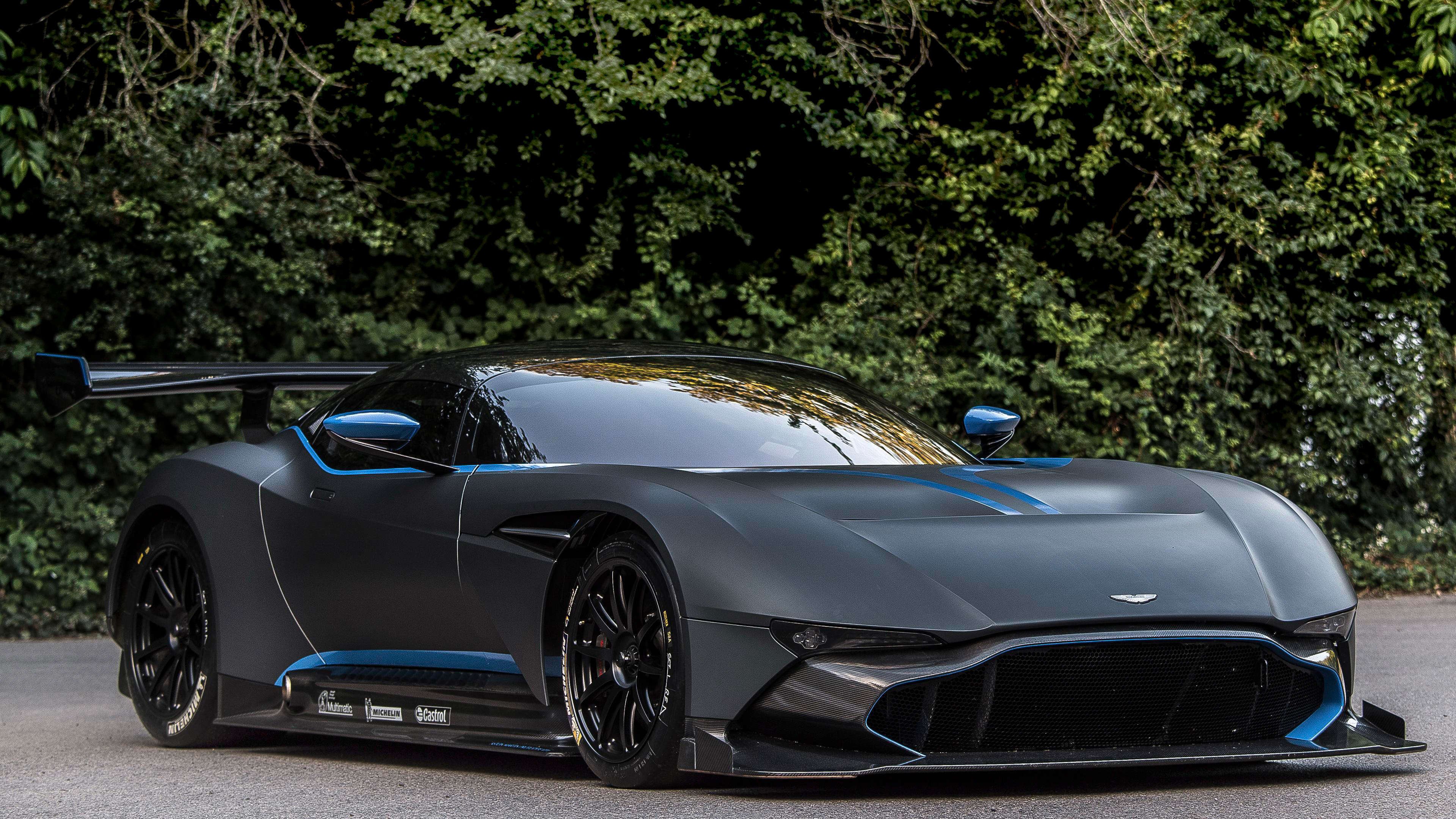 DB彩票官网-蓝白风暴中的孤星,当北欧海盗撕碎中亚铁骑,哈基米在沙漠中点兵